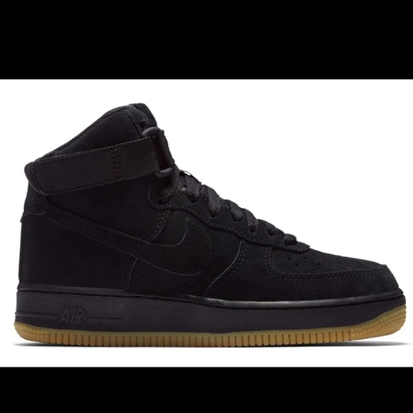 Nike Air Force 1 High LV8 - Picture 2 of 6